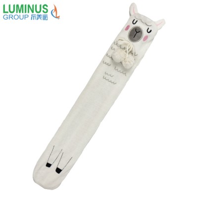 2L long hot water bottle rubber long hot water bag with knitted emb sheep cover